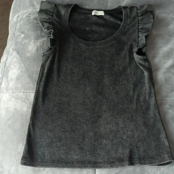 So juniors flutter sleeve mineral Black ribbed knit tee - Picture 3 of 8